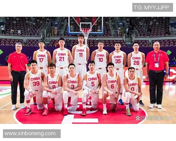 中国男篮男篮对决国际强队展现实力与风采的精彩赛事分析